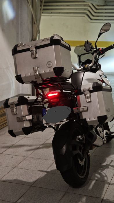 Benelli trk 251 branca