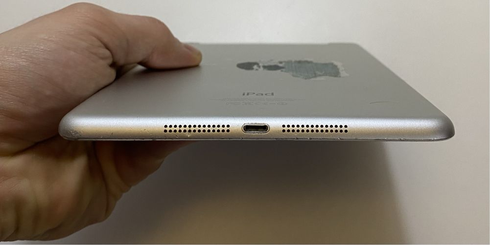 iPad mini a1455 / на відновлення! D451