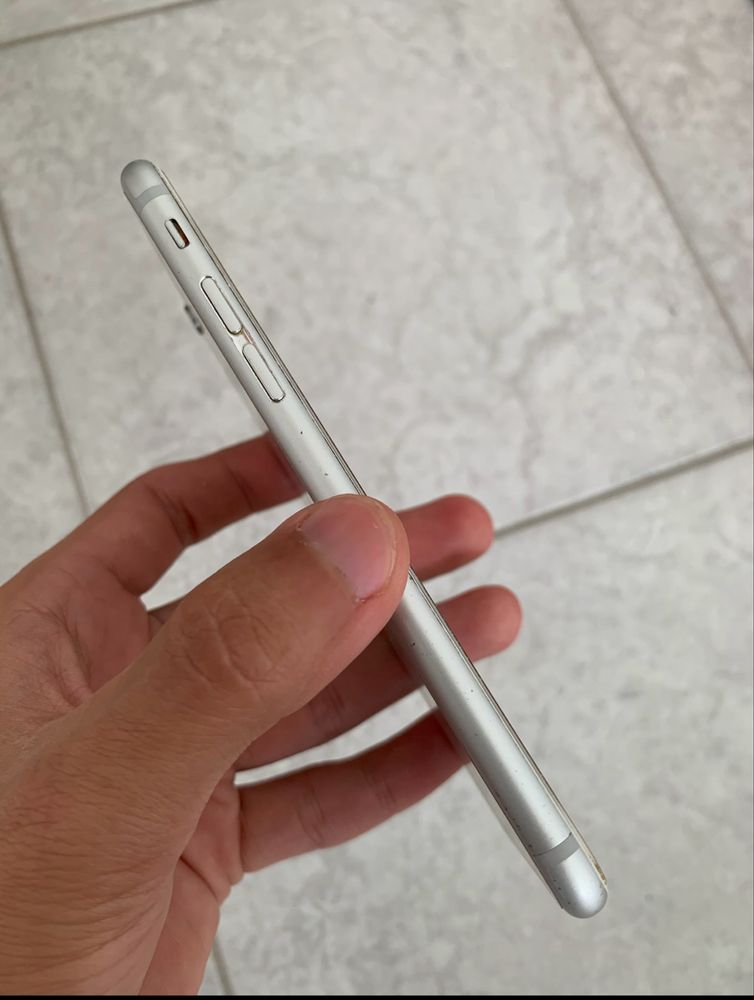 iPhone 6s • 32 ГБ