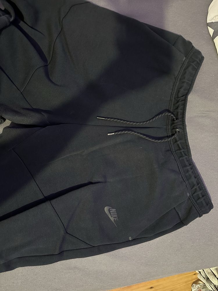 Nike tech fleece