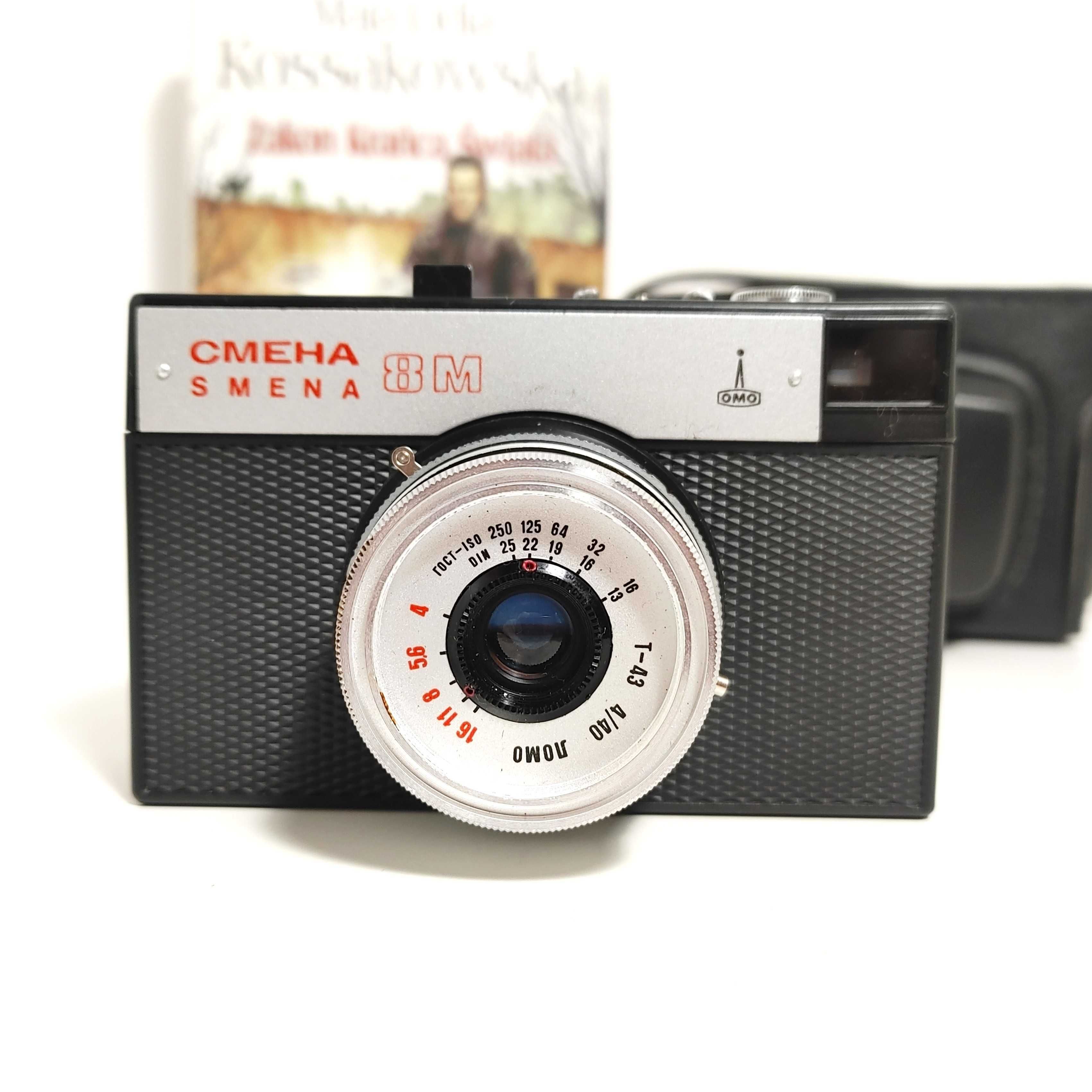 Analogowy aparat fotograficzny w pięknym stanie SMIENA 8M RETRO - ZSRR