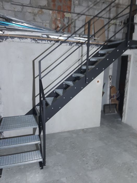 Schody i barierki zewnętrzne - producent z darmowym pomiarem!