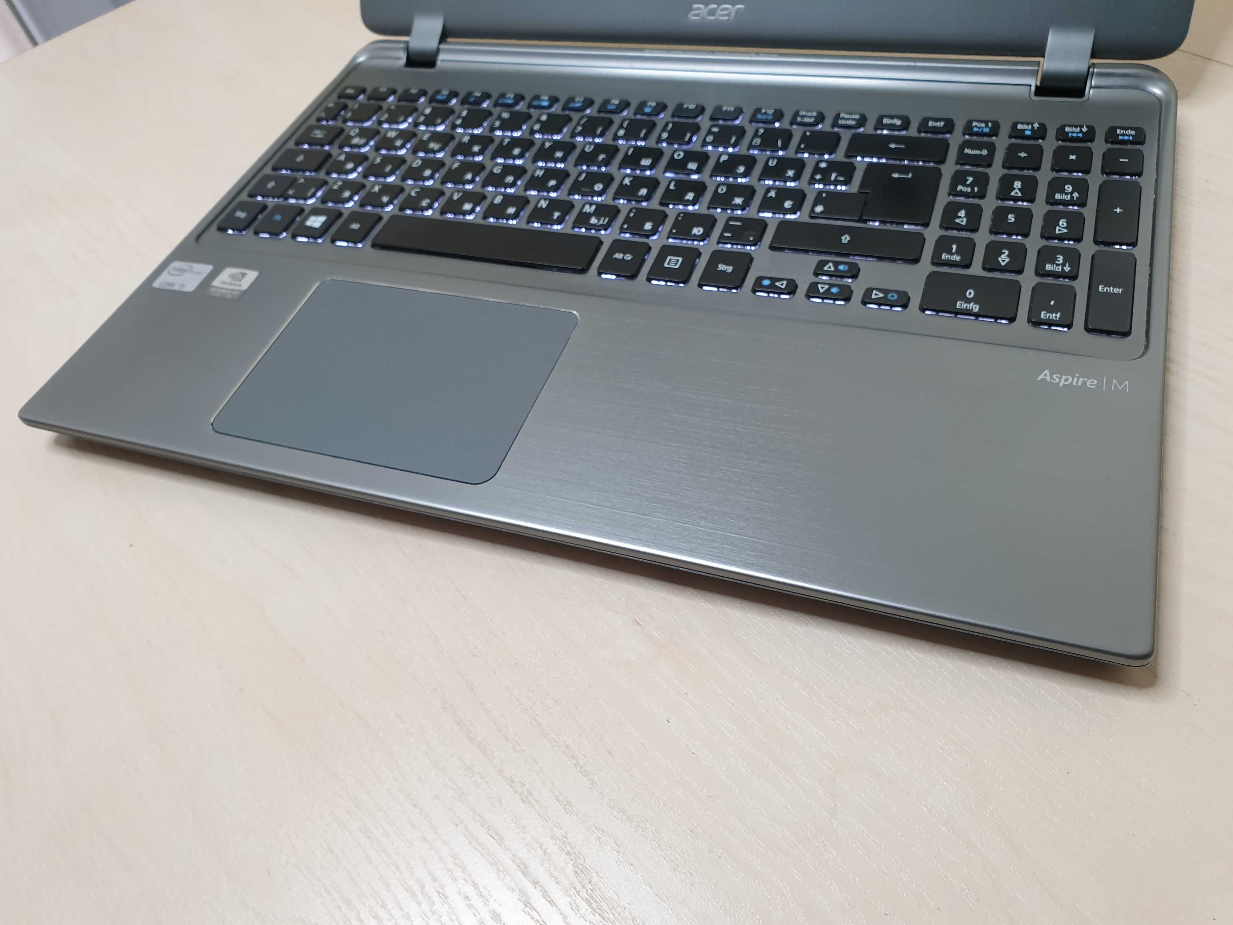 Ноутбук Acer в ідеальному стані /Intel Core i5/nVidia GT 640/SSD+HDD