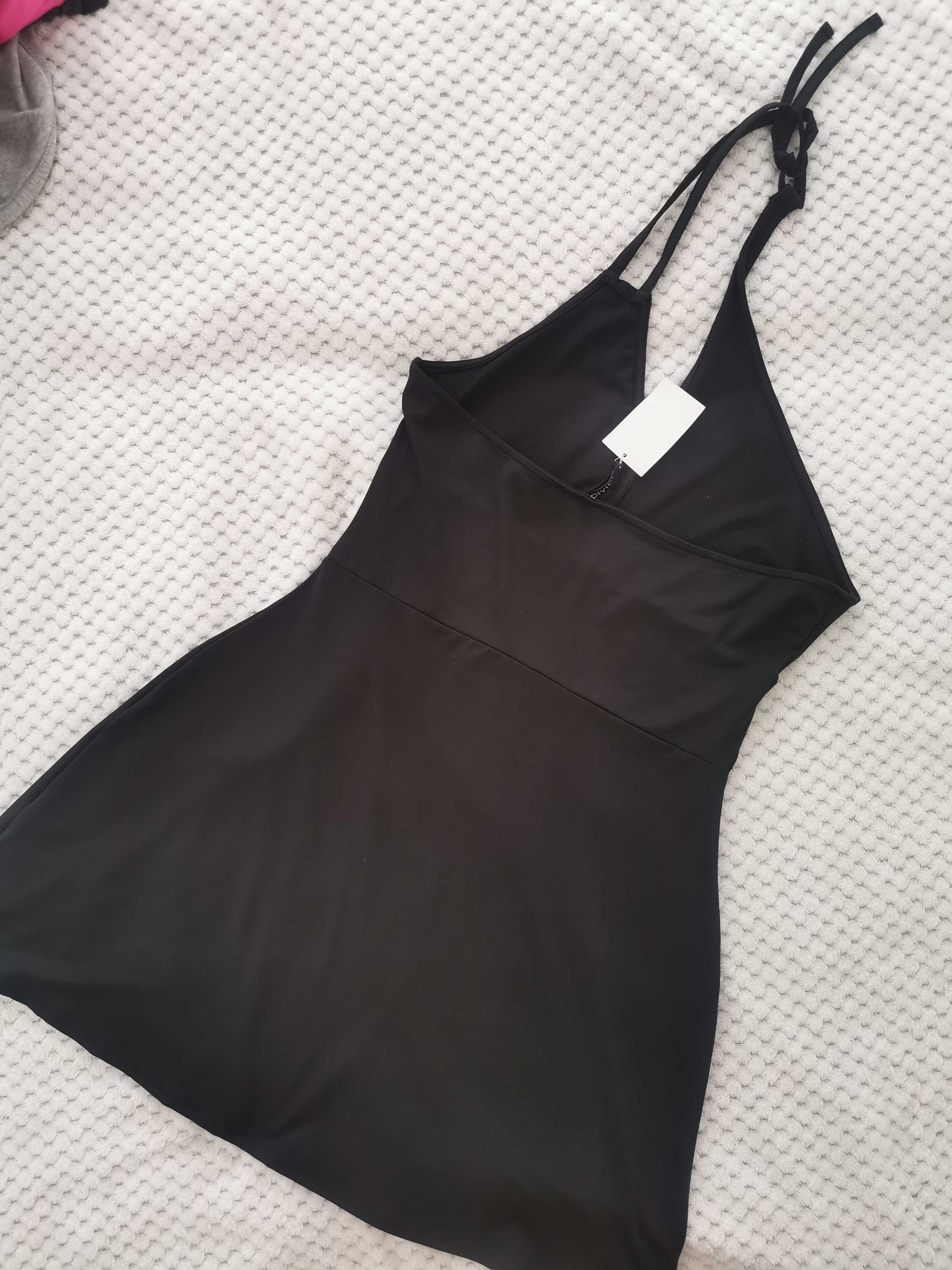 Czarna sukienka H&M nowa L 40 letnia krótka bez pleców