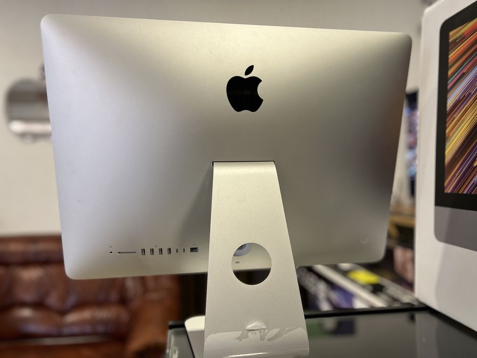 Моноблок Apple iMac 21.5 Retina 4K 2019 (MRT32)