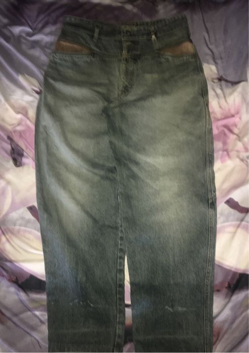 Широкие джинсы