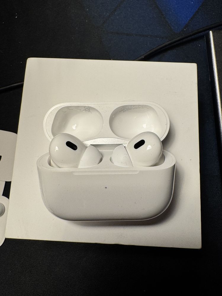 AirPods Pro 2ª Geração – Como novos com fatura
