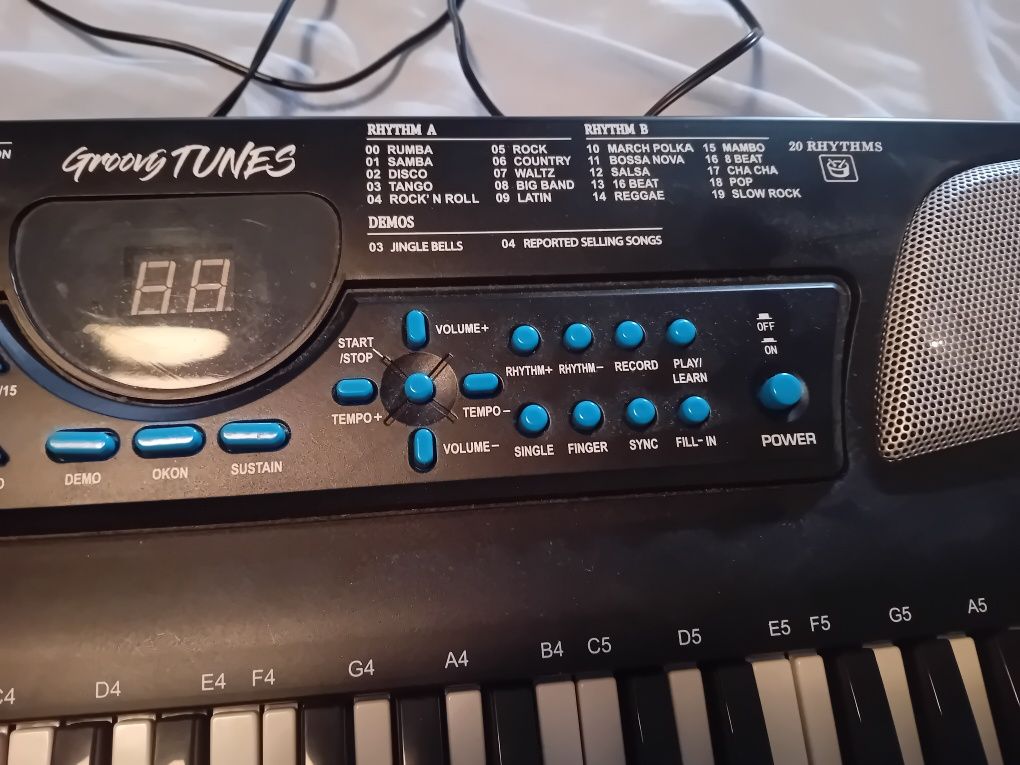 Teclado electrónico 54 teclas Groovy Tunes