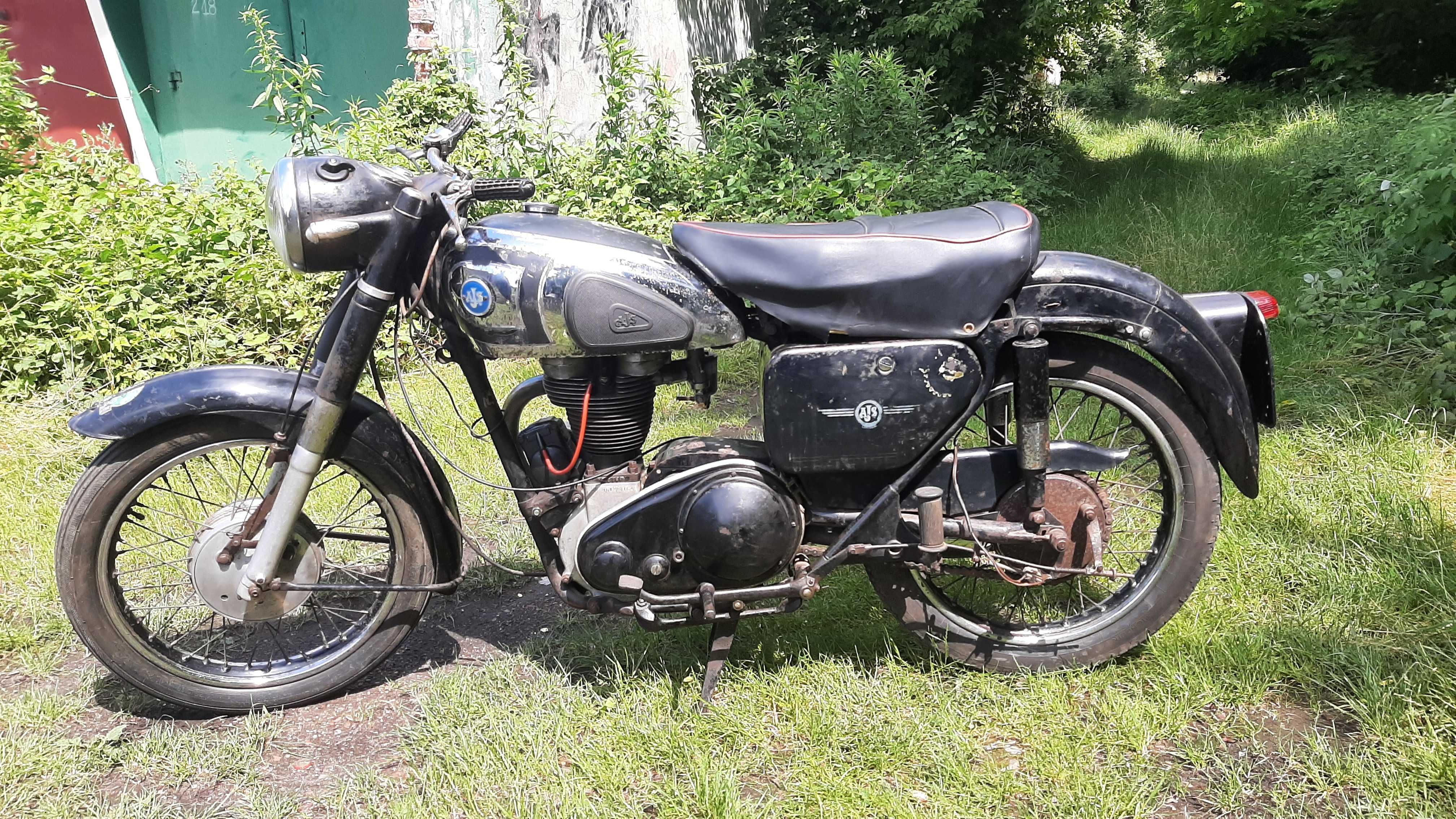 Anglik AJS M16 350  nie BSA Triumph Royal Matchless