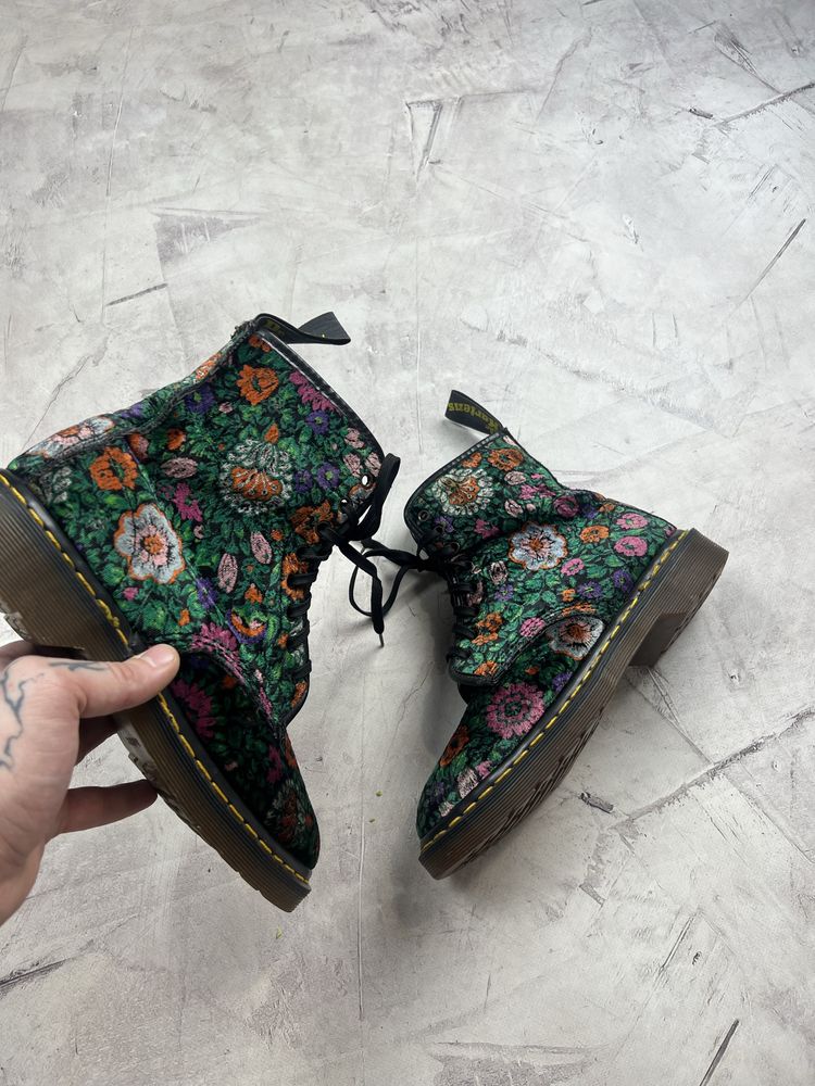 Dr.martens 1460 vintage froral boot