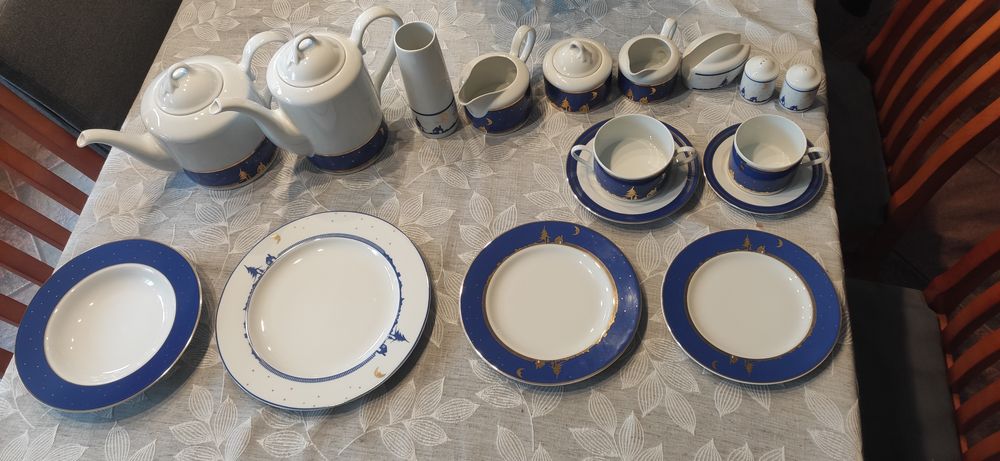 Zestaw, serwis obiadowy świąteczny Lubiana 112części na 12osób