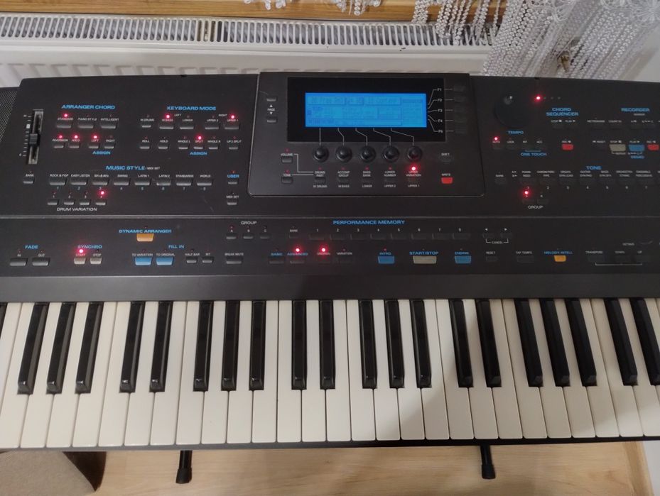 Keyboard Roland e96