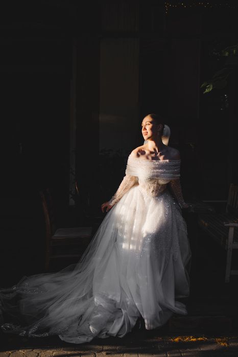 пишна весільна сукня