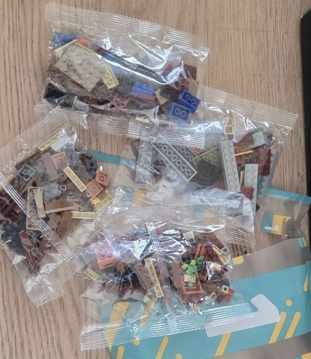 Klocki INSOON Drewniany domek led