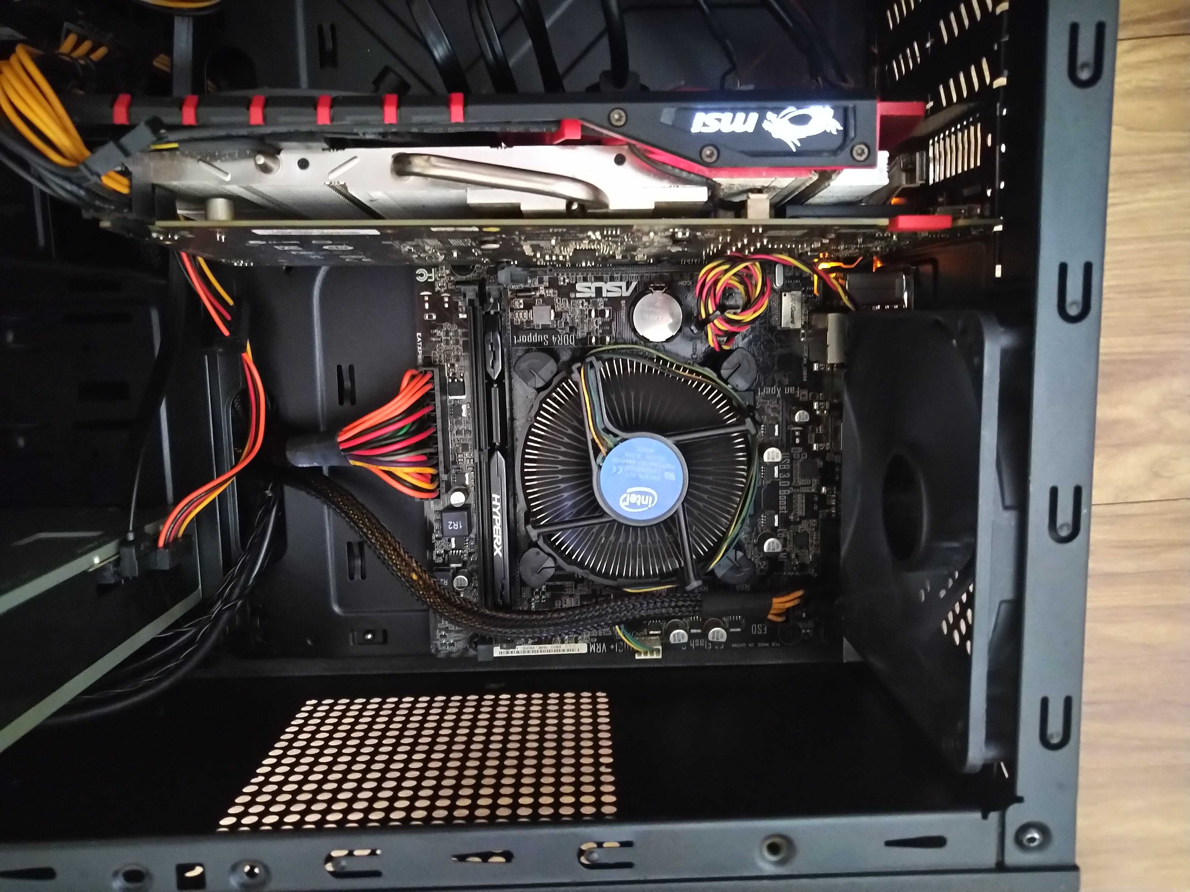 Komputer PC  I7-6700 4 Cores 3,4 GHZ 8GB DDR3 240 GB SSD