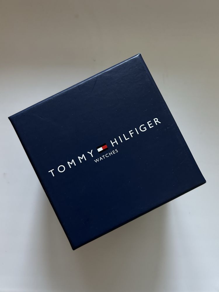 Годинник жіночий tommy hilfiger оригінал