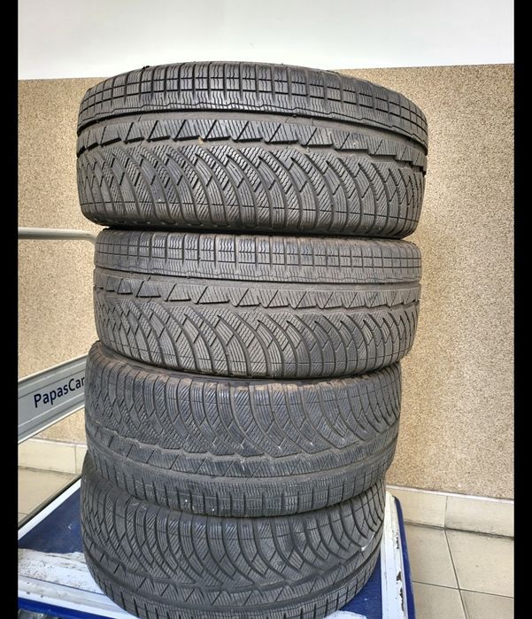 Michelin Alpin PA4 235/45 r18 używane komplet