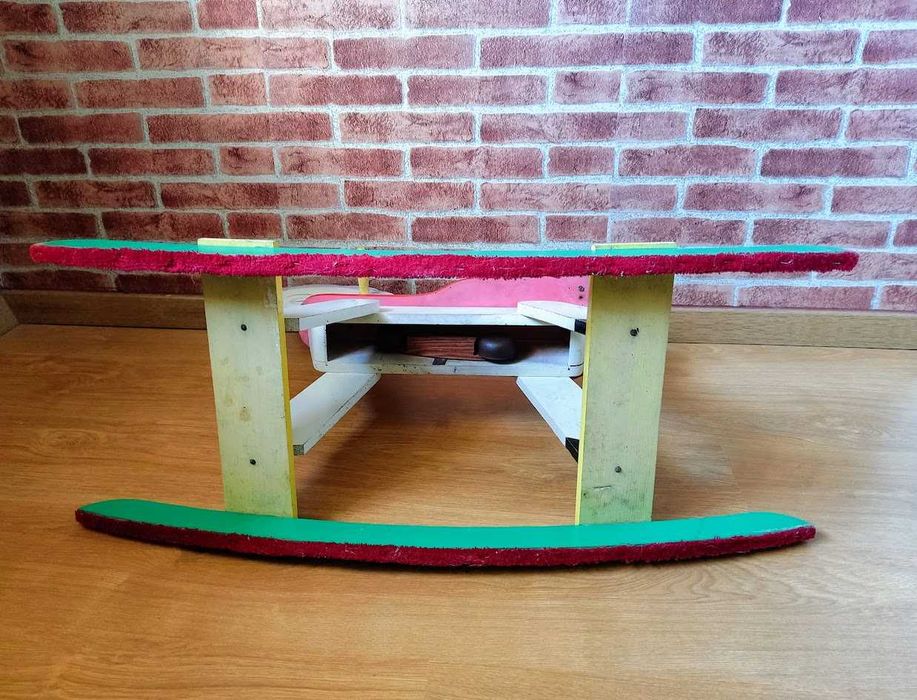 Cavalinho de baloiço vintage infantil