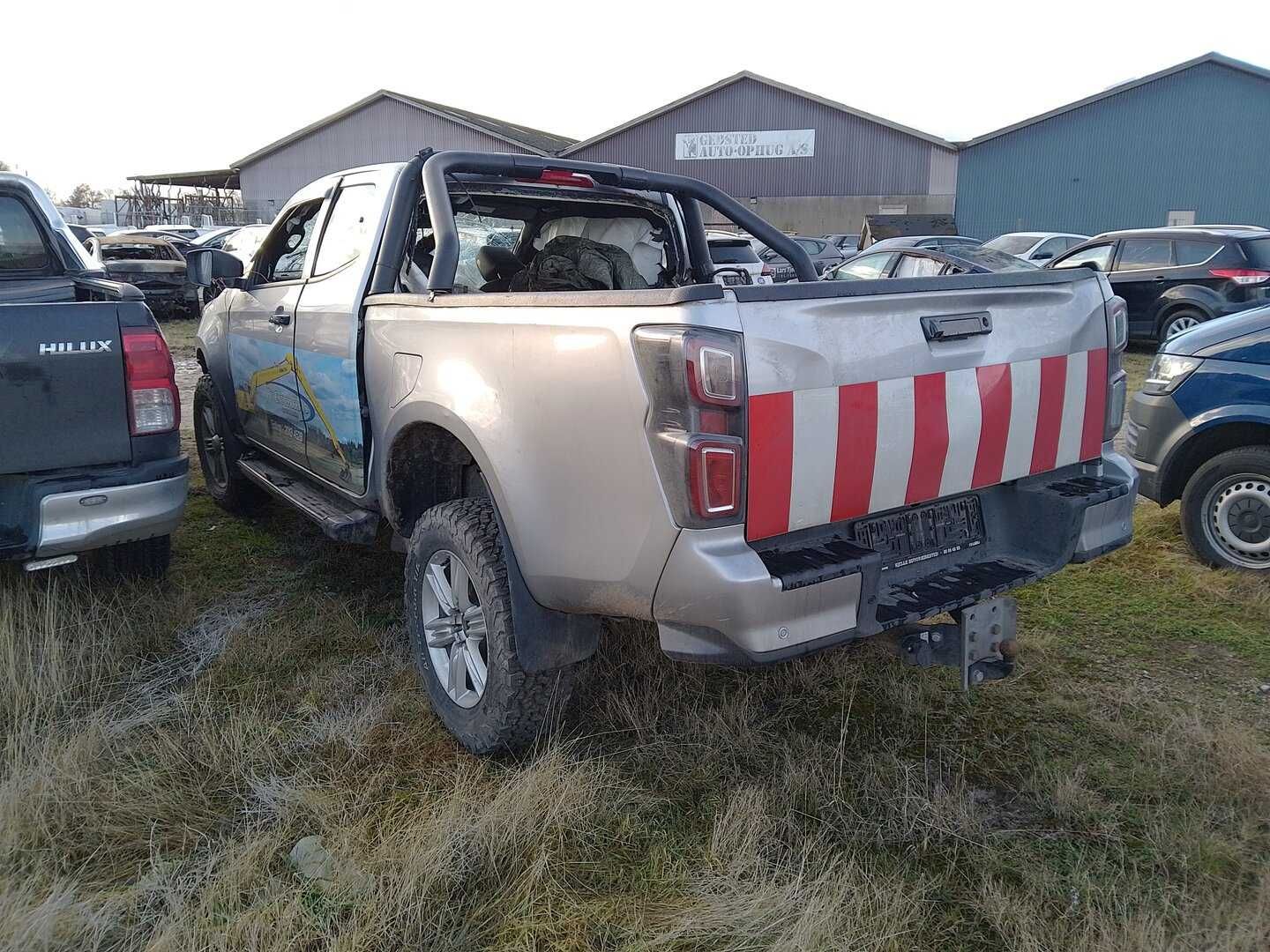 Isuzu D-Max 1.9 EXT. CAB AUT. 6 Samochód ciężarowy, uszkodzony,