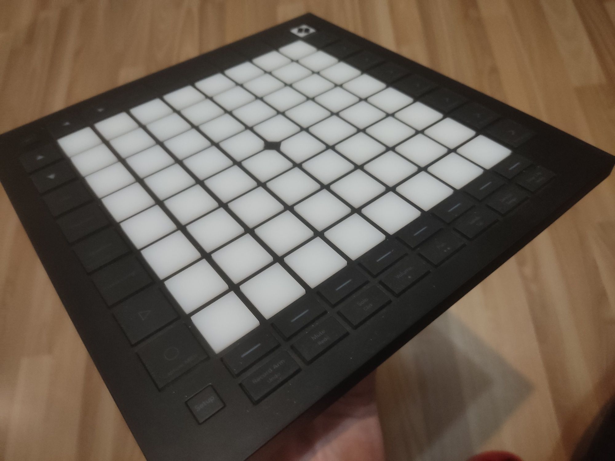 Launchpad Pro MK3 kontroler MIDI sekwenser pad