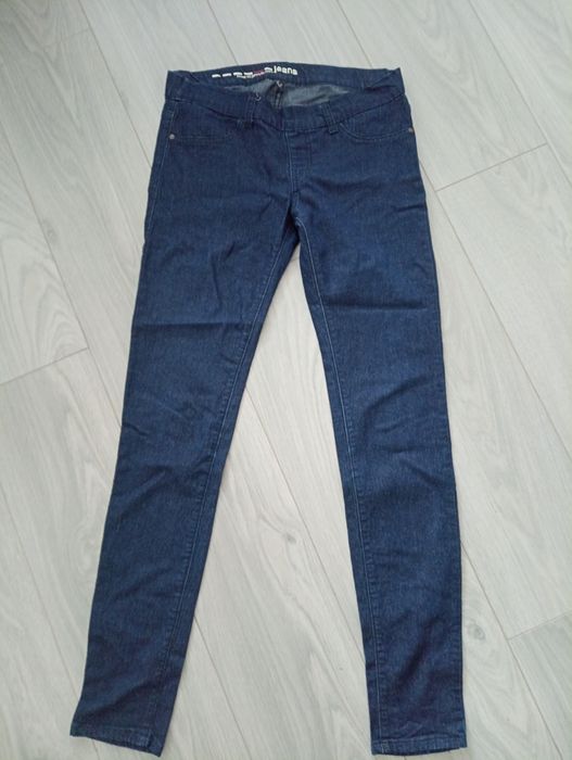 Продам жіночі джинси