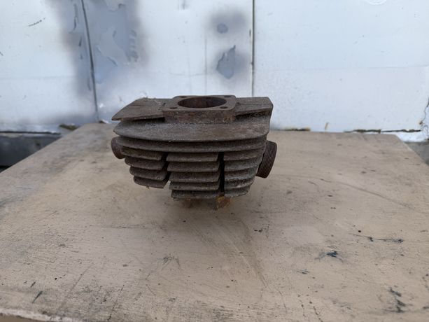 Cylinder żeliwny WSK WFM 125 wysyłka