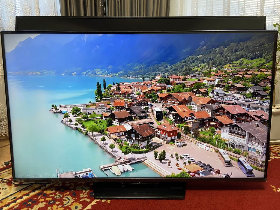 Телевізор Toshiba 50UV3363DA SmartTV/wifi/4K/12.2023 як новий