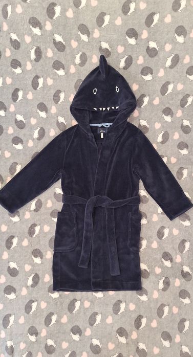 Тёплый халат на мальчика.