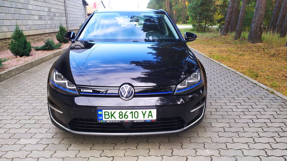 Продам Фольксваген Е-гольф електричний відмінний стан