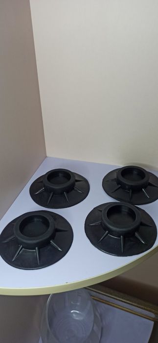 Продам ножки  для мебели