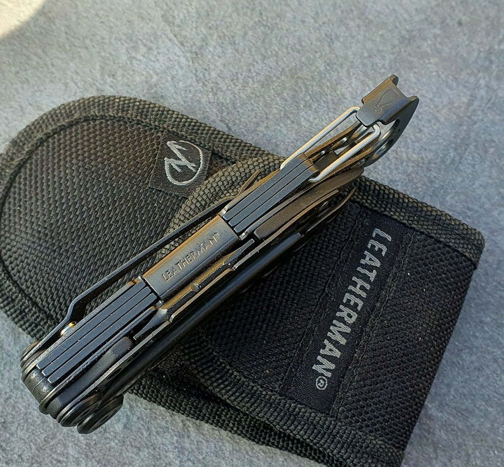 Multitool Leatherman Skeletool Limited kabura