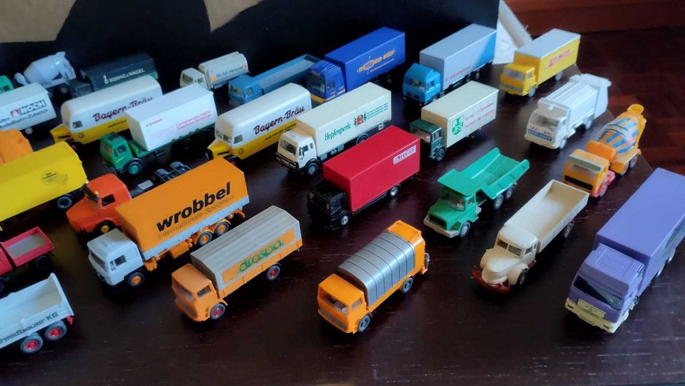 camions, carrinhas, carros WIKING,AMW,ROCCO,BREKINA E SEM MARCA