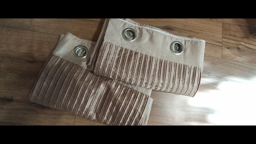 2 Штори на вікно,