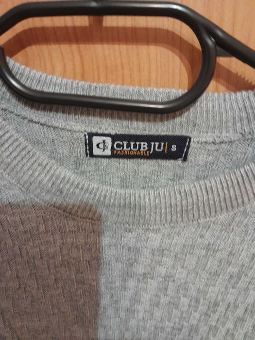 Sweter chłopięcy rozmiar S