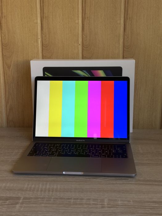Apple MacBook Pro 13” i5 8/512GB Touch Bar 2018-2019 | Чудовий вибір