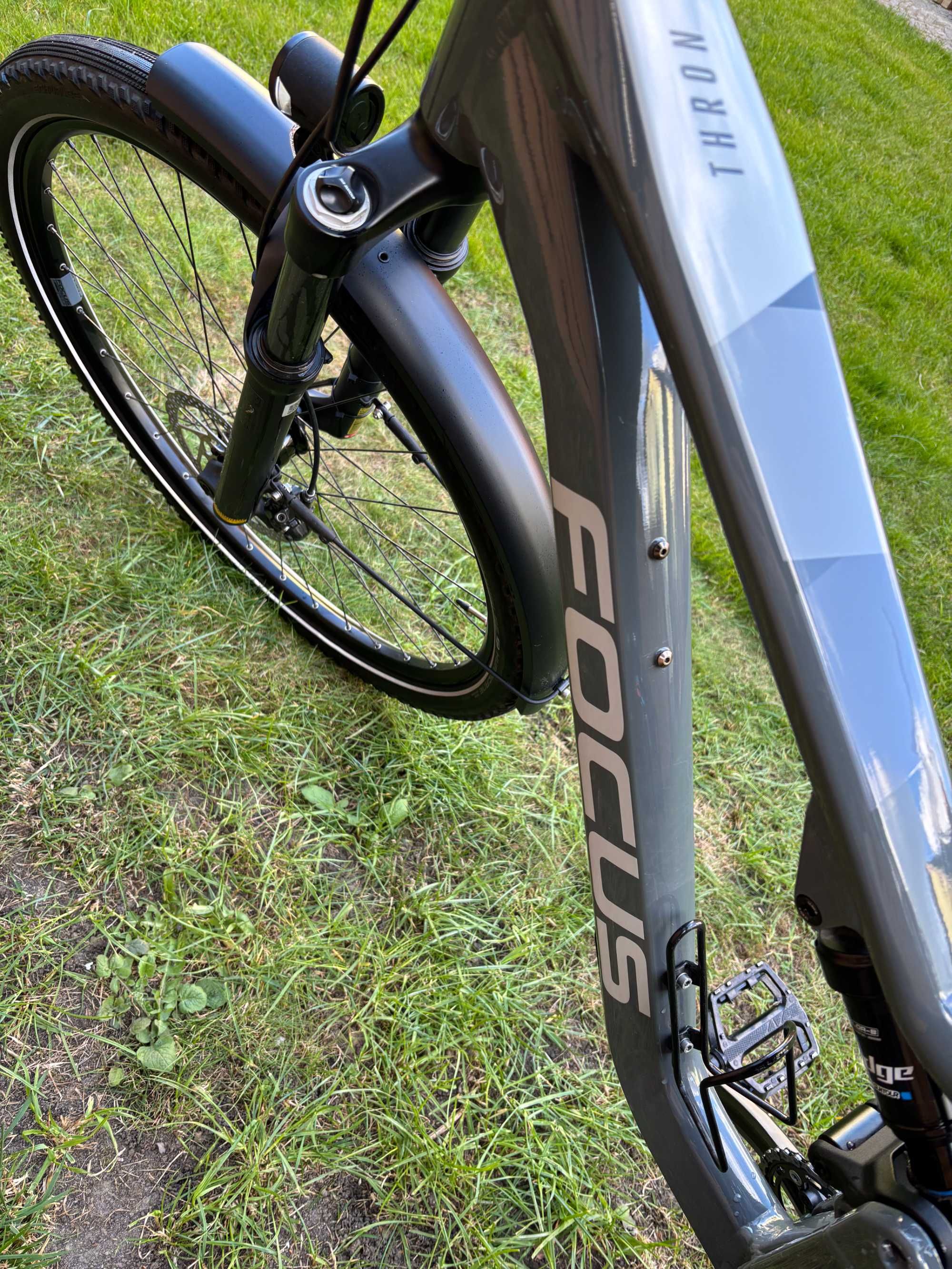 Rower MTB - wyprawowy FOCUS THRON 6.8 EQP