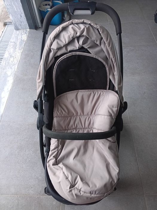 Carrinho de Bebé e Ovo Graco Duo Evolution