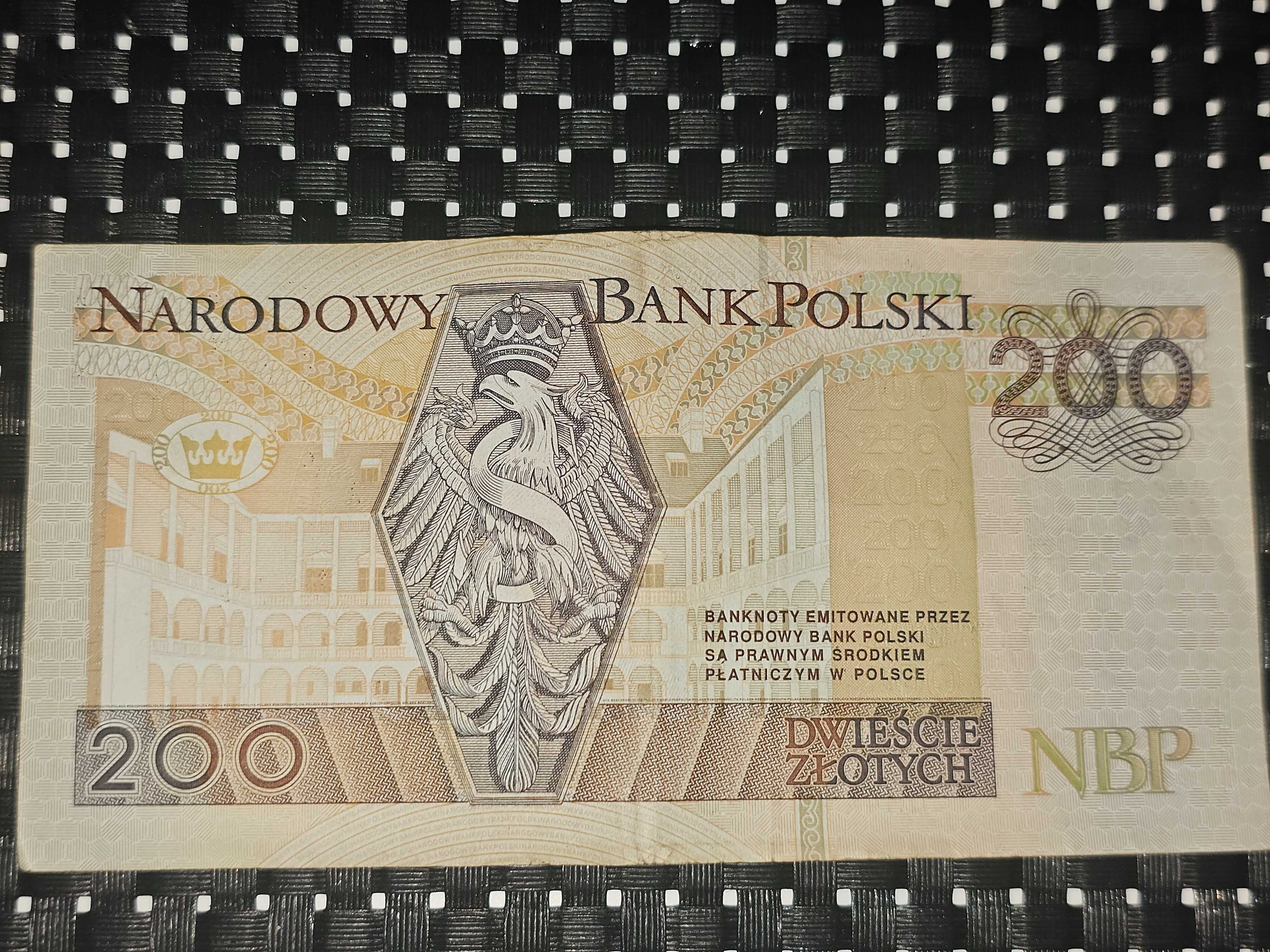 Banknot 200 zł z 1994 r. DM