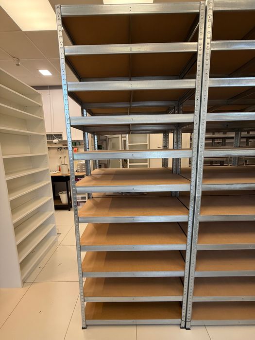 Regał metalowy 180x90x45 Metalkas wciskany ocynk 5 półek używane