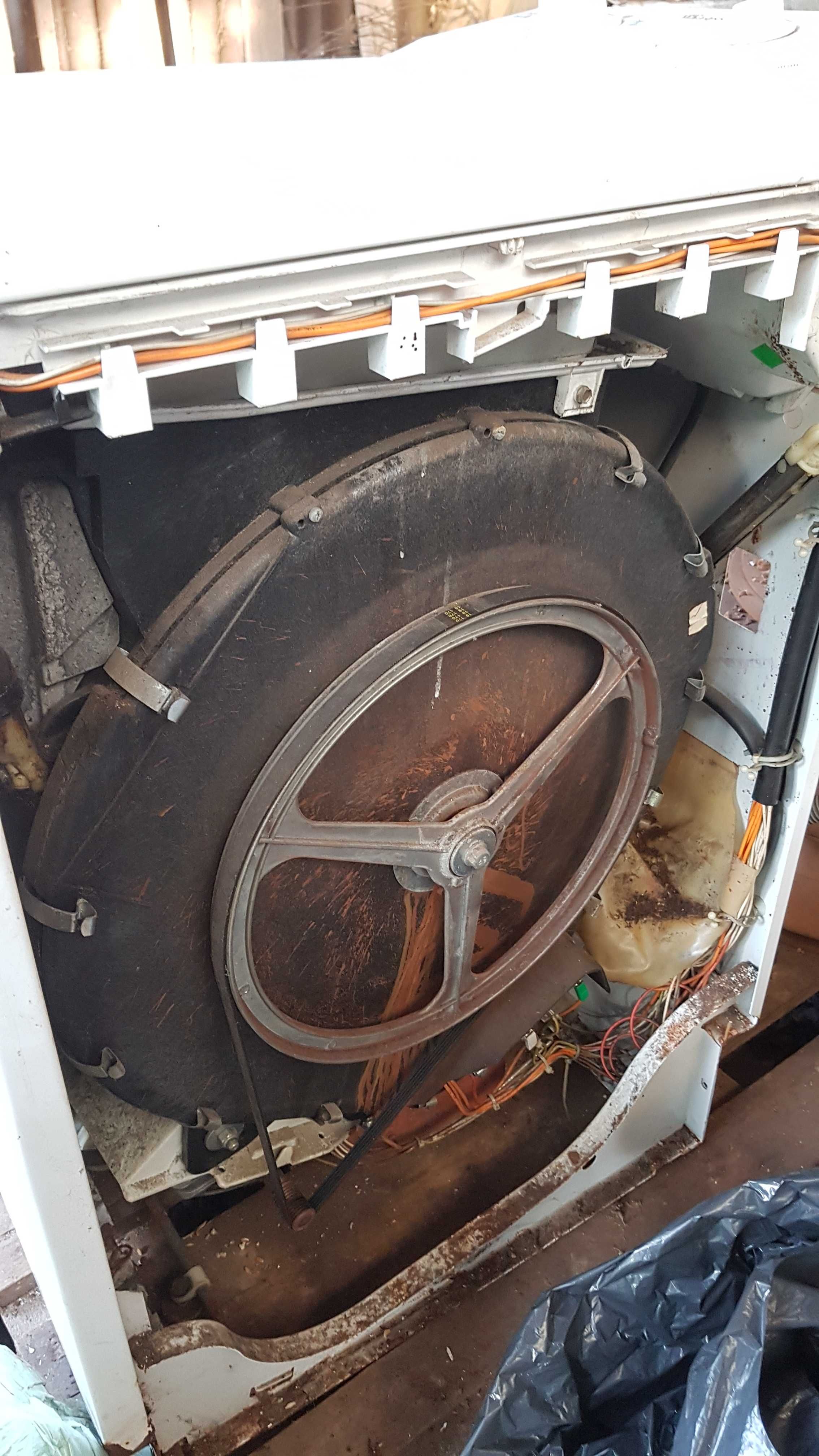 Pralka Whirlpool AWG 681 uszkodzona - na części