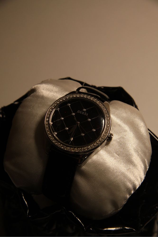 Guess W60005L2 часи , жіночі