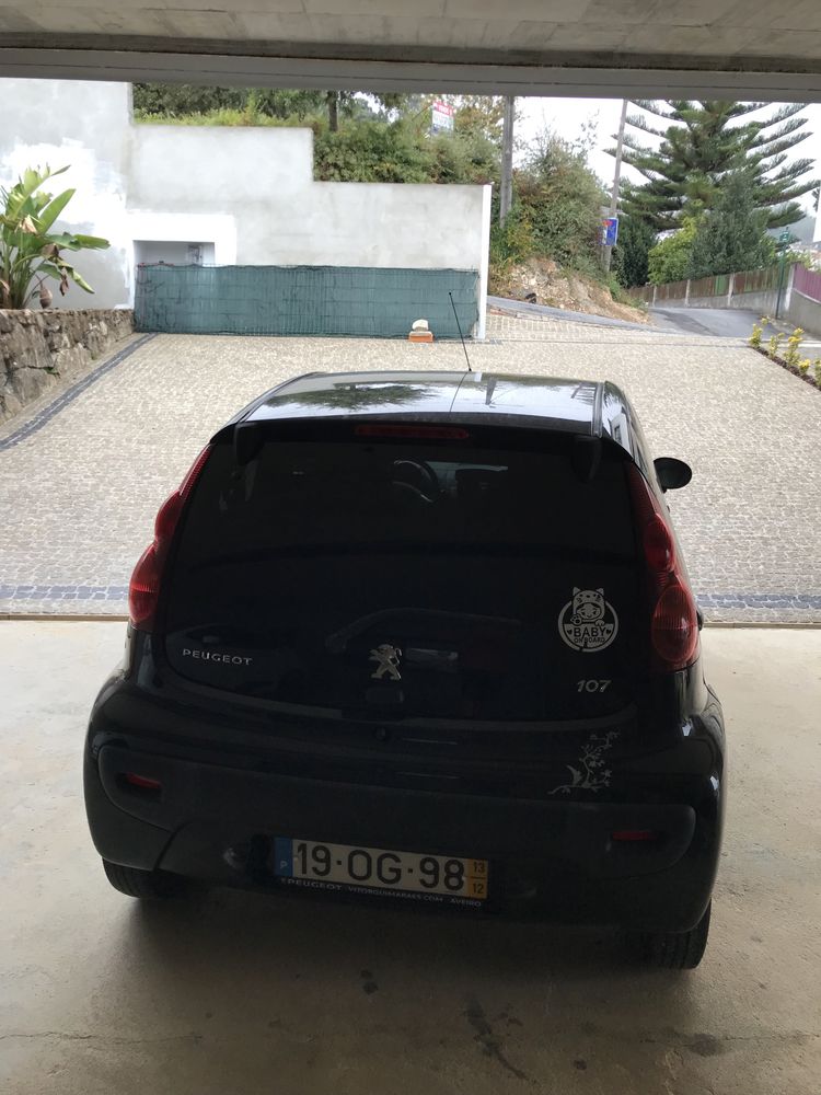 Peugeot 107 1.0 envy 12/2013 nacional