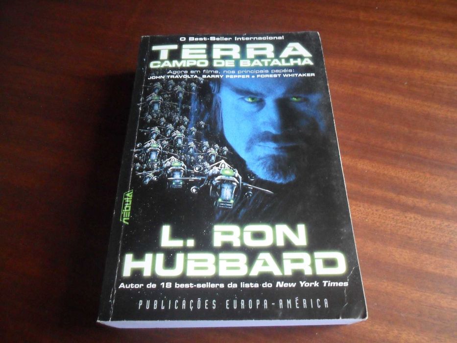 "Terra - Campo de Batalha" de L. Ron Hubbard - 1ª Edição de 2000