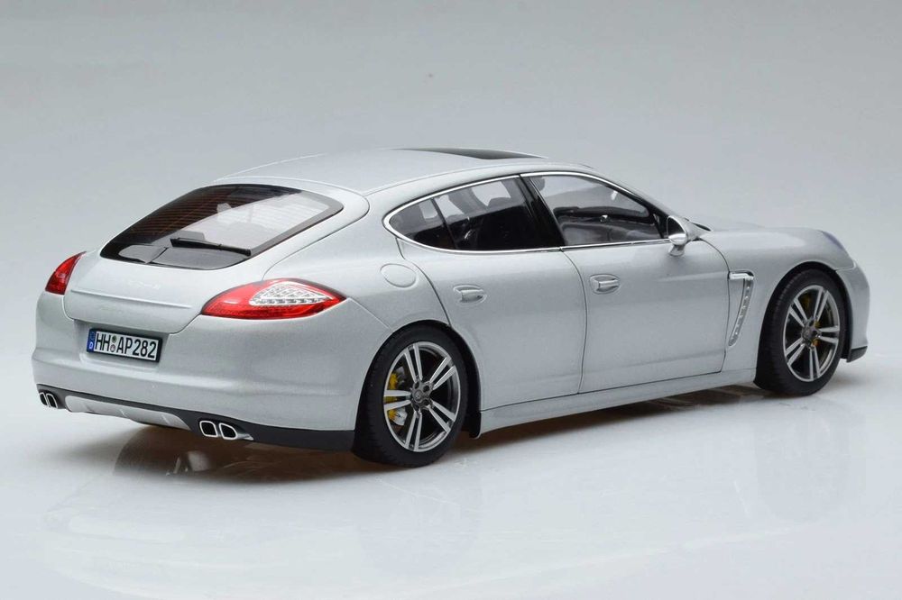 Porsche 8 Modelos + 1/18 + NOREV + Portes Grátis