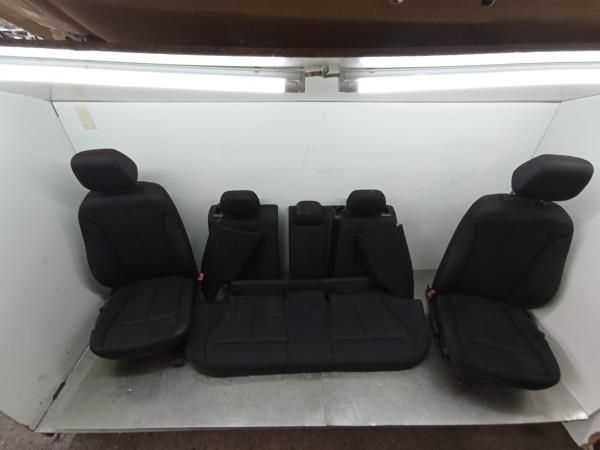 Conjunto de bancos BMW 1 (F20)