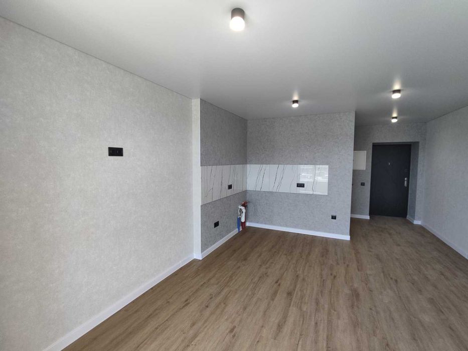 1к, центр, ремонт, супер пропозиція. середній поверх