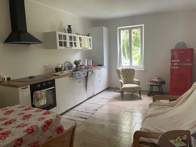 Fasty – połowa domu 50 m², po remoncie, 3 pokoje