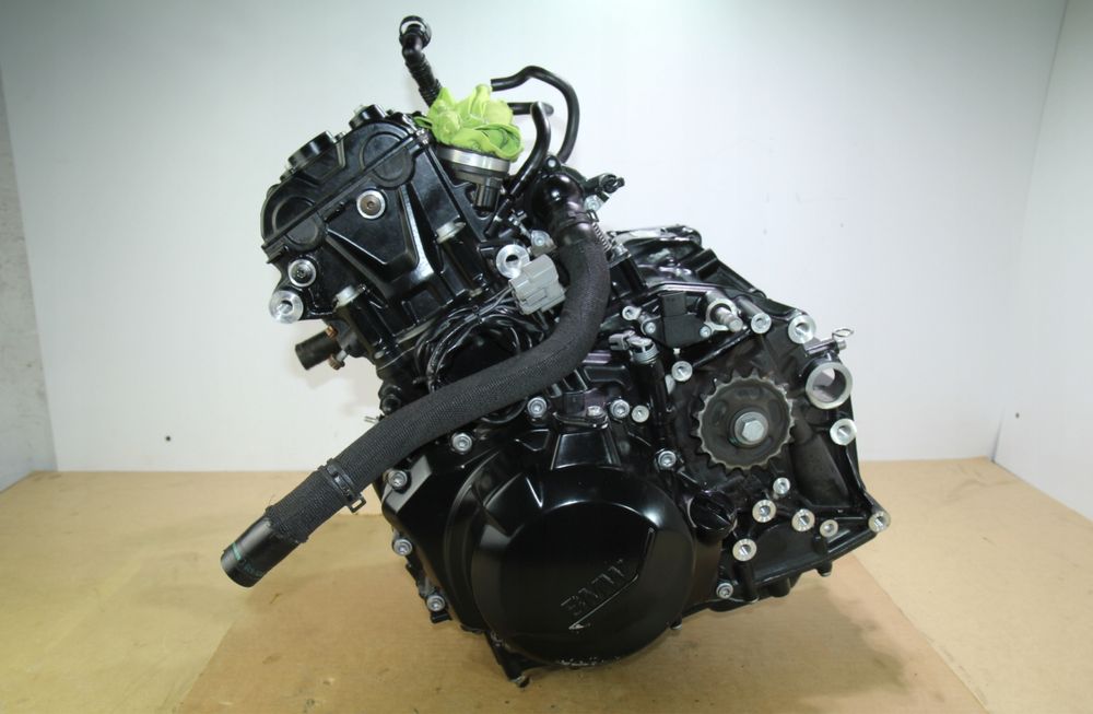 Двигун BMW F900R 2022 двигатель