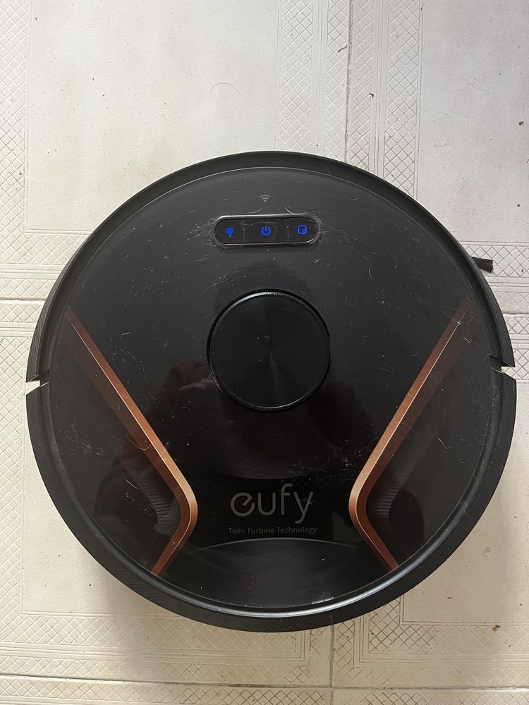 Aspirador robô eufy x8 hybrid