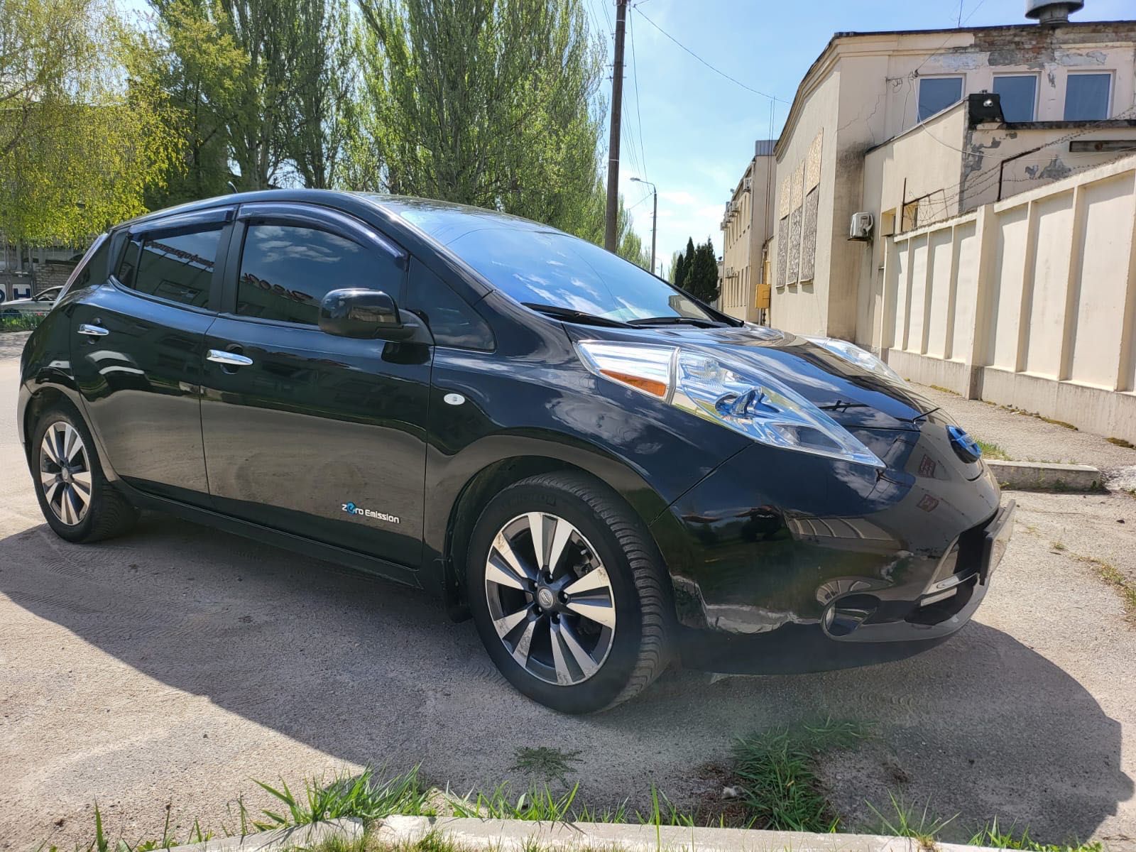 Nissan leaf 2015